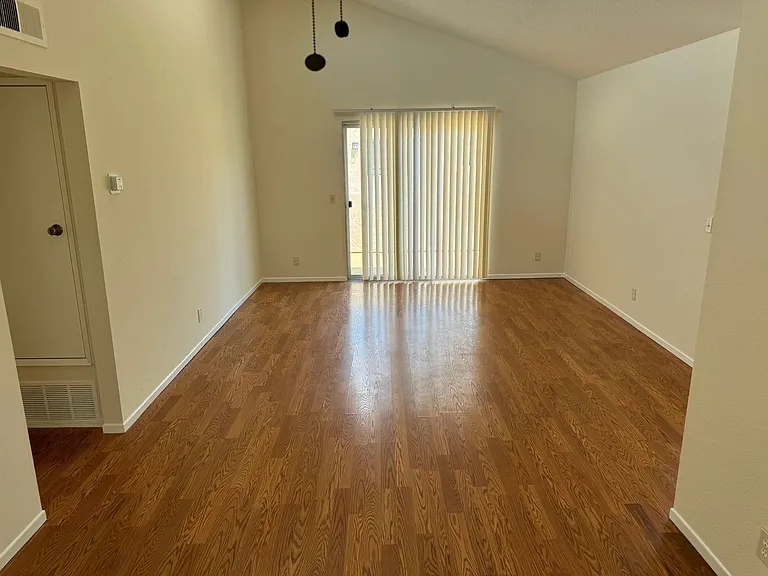 7891 Holt Dr — Photo 23