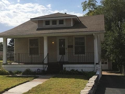 1st image of 7018 Woodrow Ave