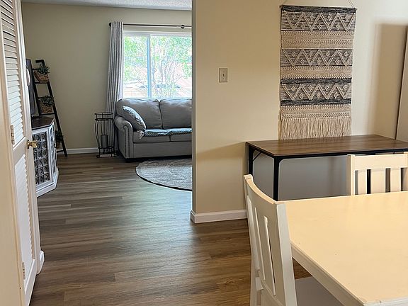 5th image of 1701 Vassar Dr SE