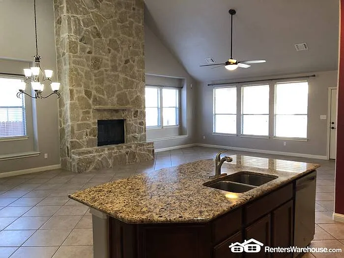 19421 Brent Knoll Dr — Photo 4