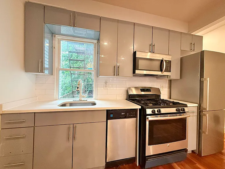 1424 Flatbush Ave #2 — Photo 3