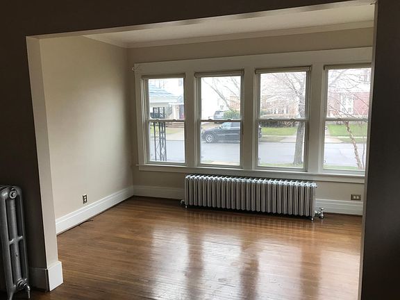 5th image of 63 Delham Ave
