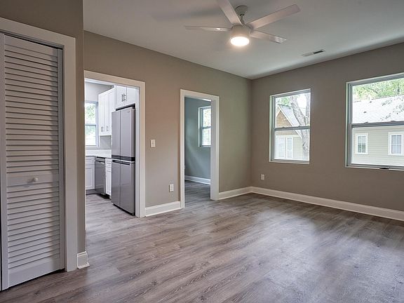 3rd image of 217 Circle Ave #2
