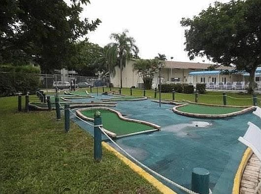 Mini golf