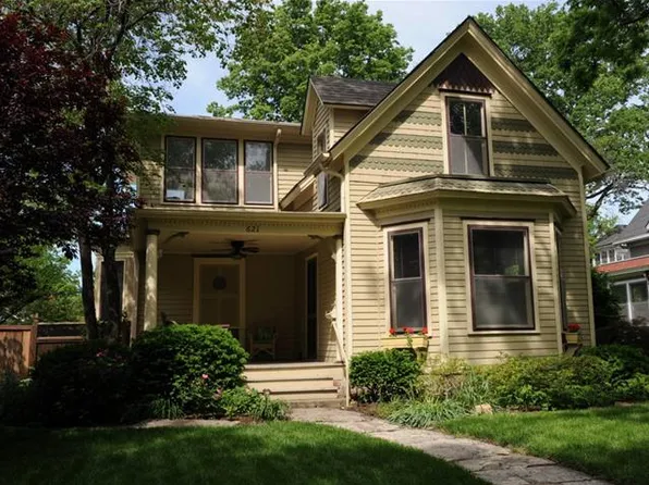 621 Louisiana St, Lawrence, KS 66044