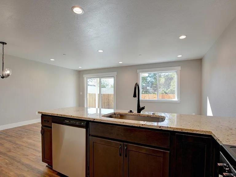7433 Denman Ct — Photo 9