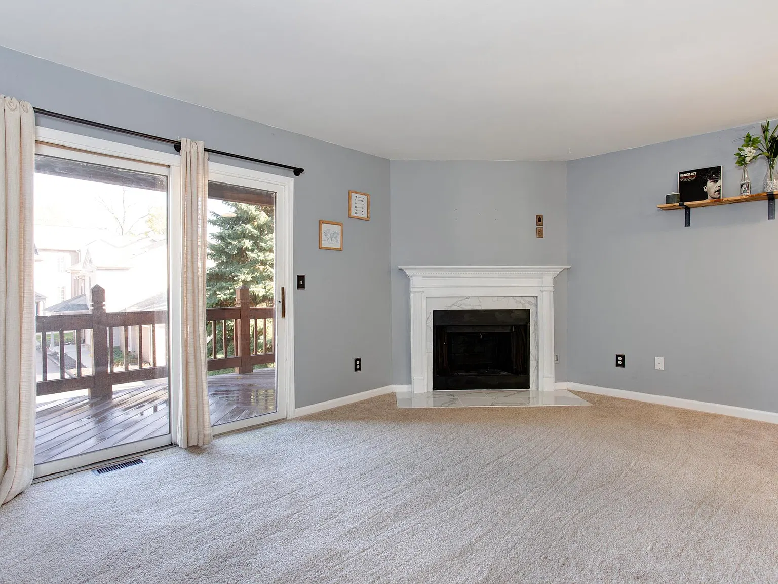 2 bed, 1152 sqft, $2,300 — Photo 4