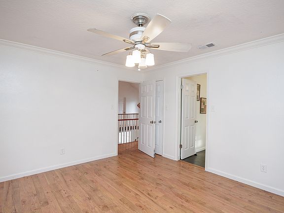 5th image of 4029 Congressional Dr