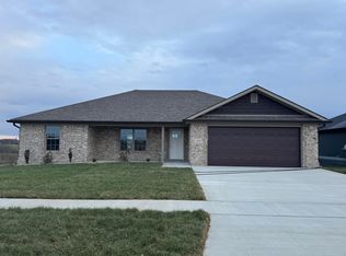 458 Wyldwood Way, Berea, KY 40403