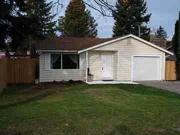 1st image of 1227 E 70th St