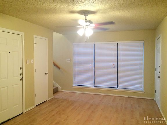 2nd image of 758 Meadowcreek Ct