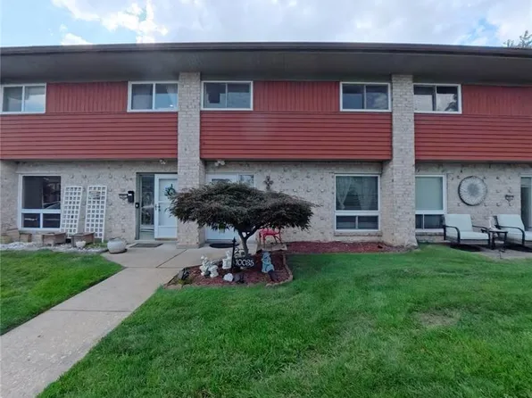 10035 Sakura Dr, Saint Louis, MO 63128