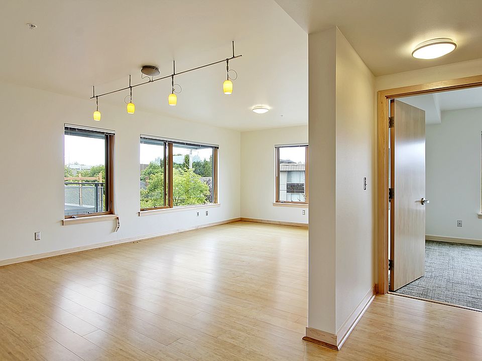 2nd image of 2041 NW 57th St APT 204