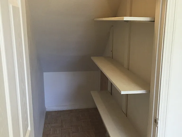 1299 Crescent Ct — Photo 9