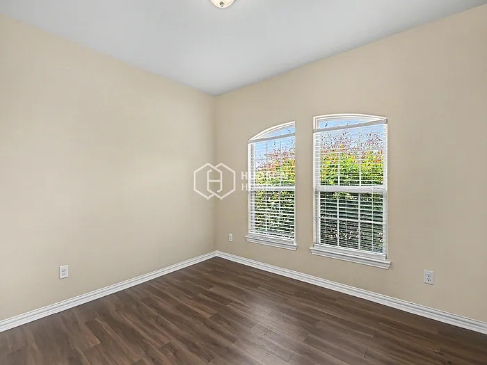 10420 Talus Dr — Photo 11