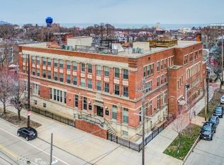 3200 Franklin Blvd, Cleveland, OH 44113
