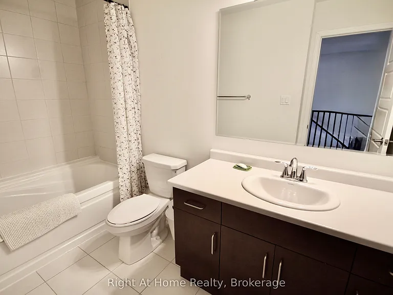 119 Stork St — Photo 28