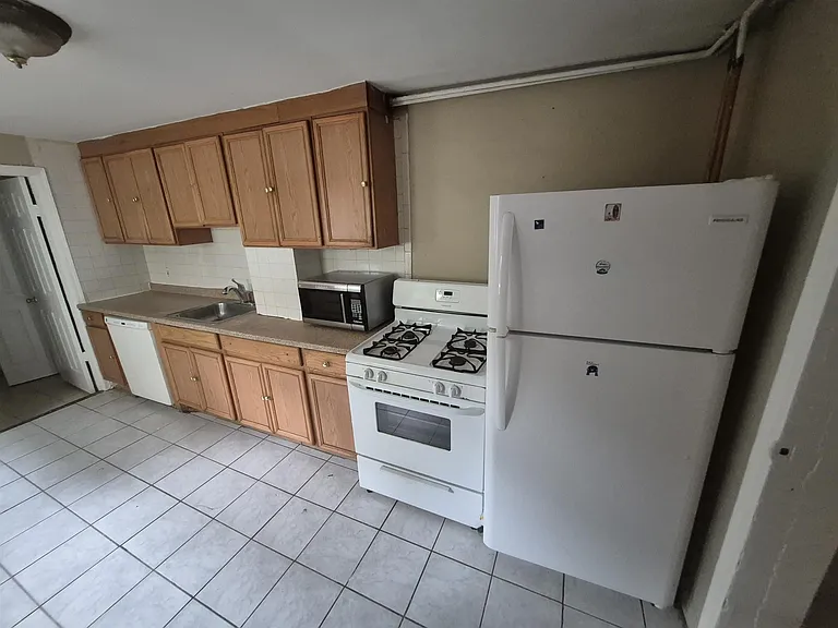 123 Franklin St #2 — Photo 6