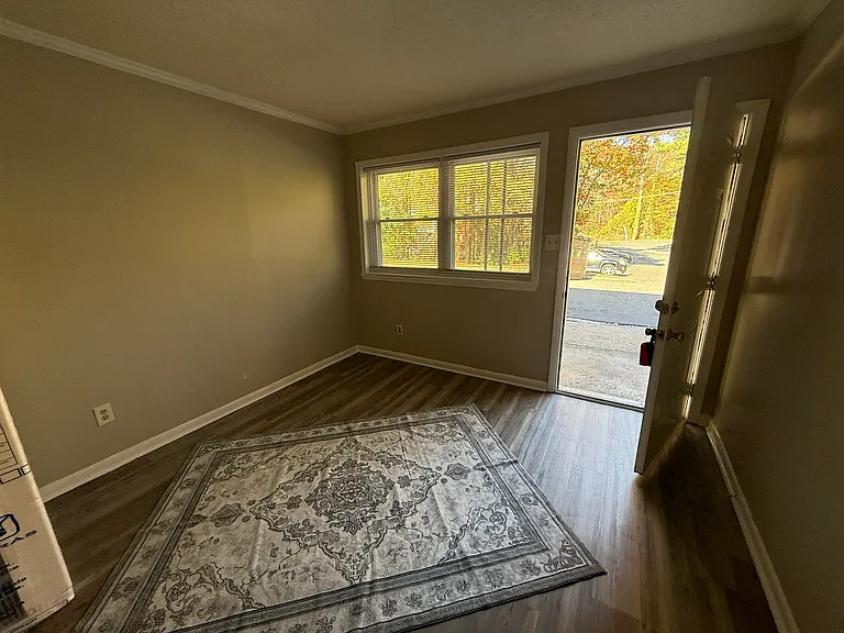 Lakewood Apartments — Photo 21