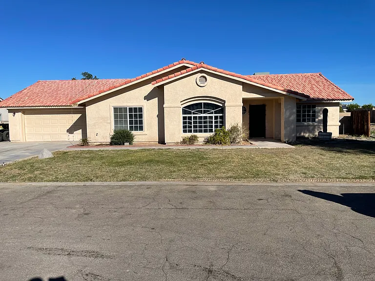3582 E Riho Ln — Photo 1