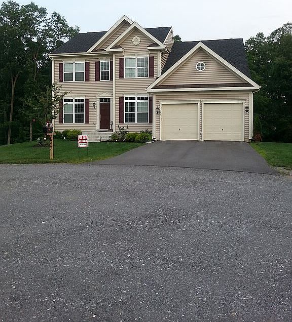 1st image of 287 Lackawanna Ln