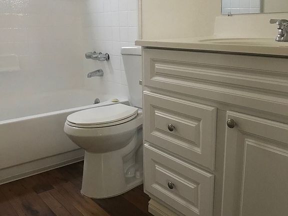 5th image of 4664 34th St APT 03