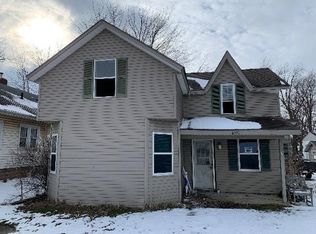 6521 Palestine St, Pemberton, OH 45353