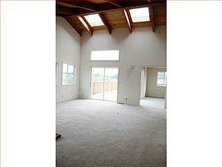 5th image of 539 Highland Ave