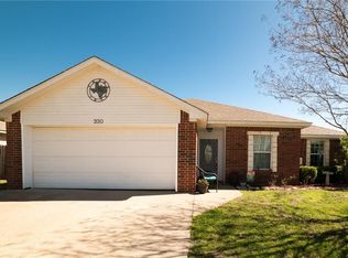 330 Flying Bridge Dr, Gun Barrel City, TX 75156