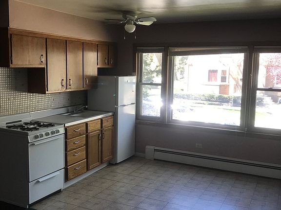 2nd image of 3001-07 Emerson St #3003-1N