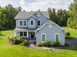 19 Wooden Ln, Queensbury, NY 12804