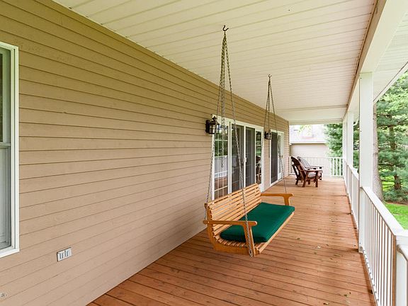 5th image of 6310 Rose Arbour Ave