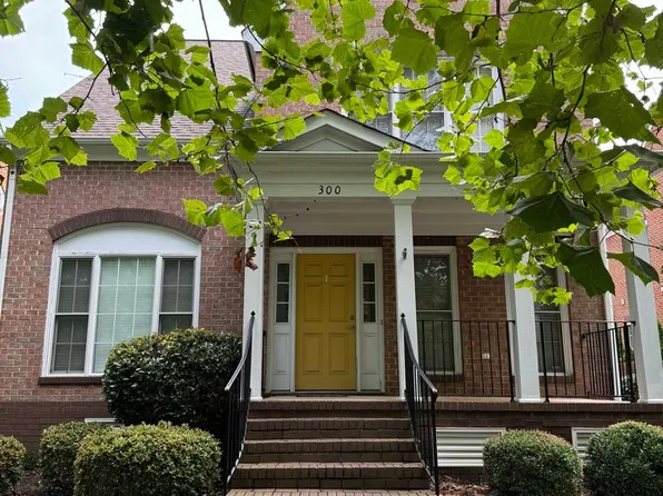 300 Walt Whitman Ave, Newport News, VA 23606