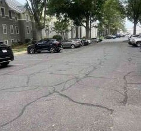 Exterior Neighborhood (street photo)