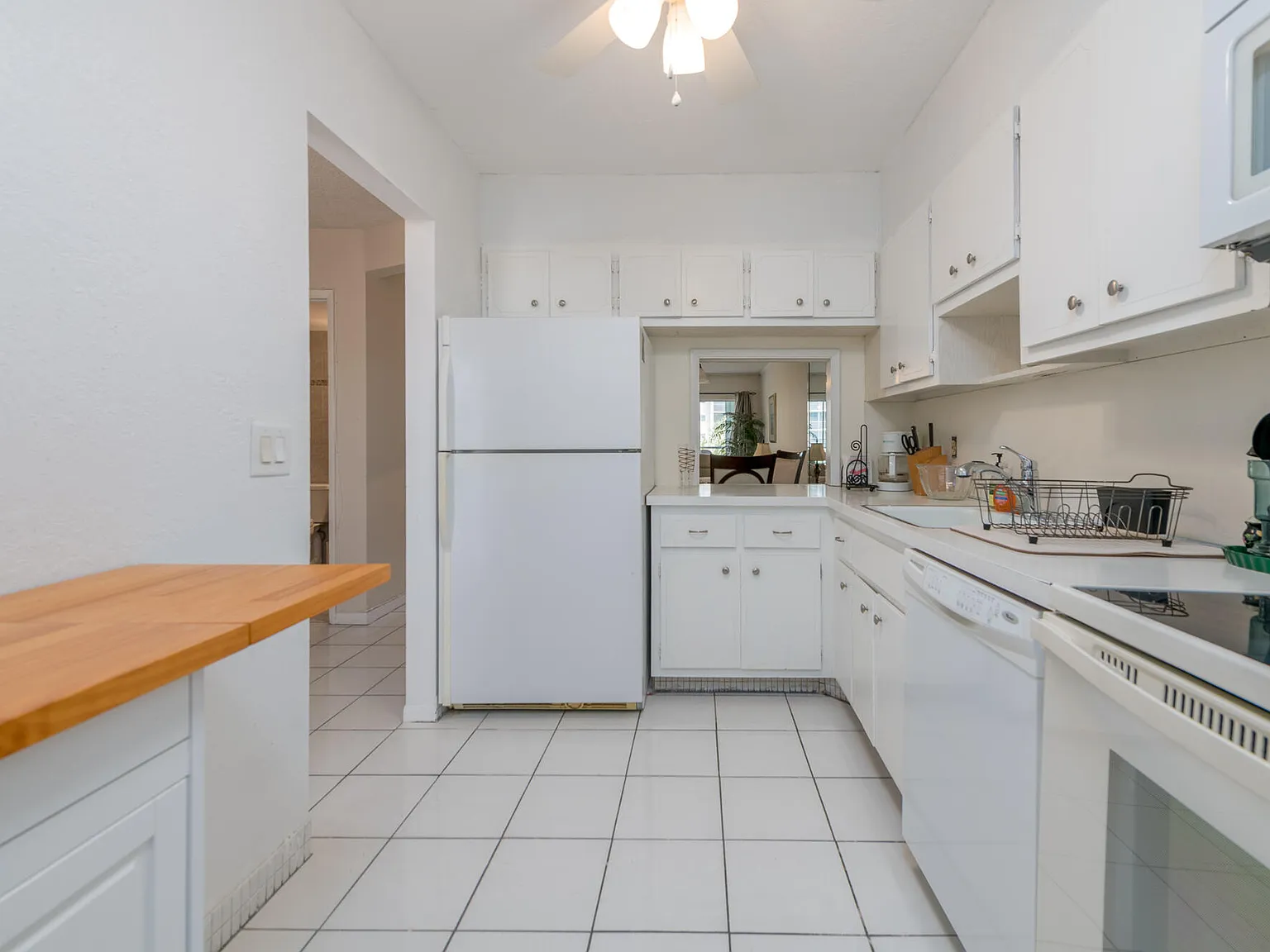 2 bed, 2.0 bath, 980 sqft, $2,100 — Photo 4