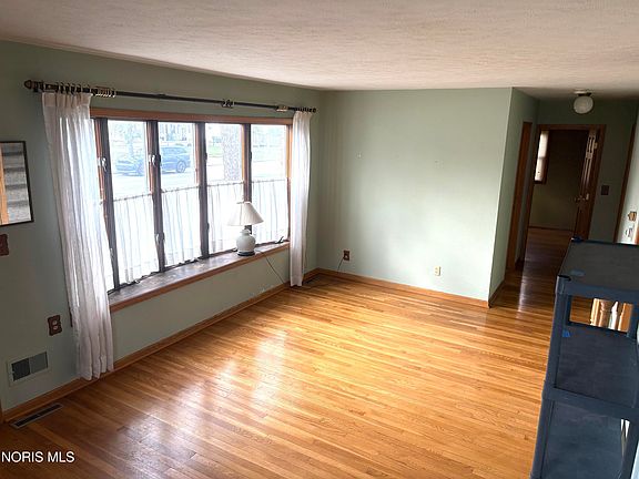 4th image of 519 Sackett St