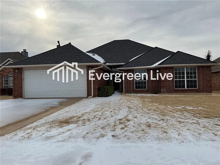 4904 Byron Cir — Photo 2