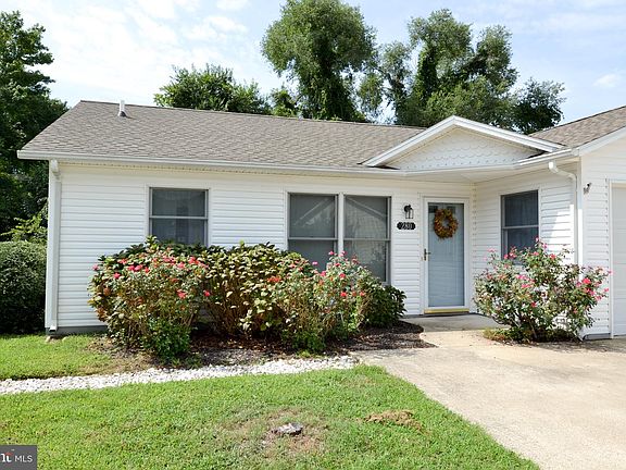 4th image of 280 Meadows Ct