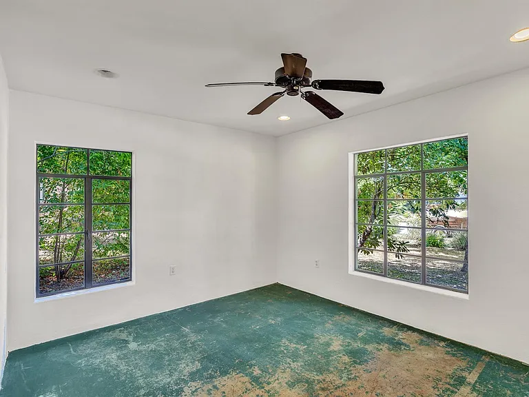 1208 Fairwood Rd — Photo 29