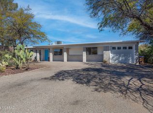 2952 W Avenida Cresta, Tucson, AZ 85745