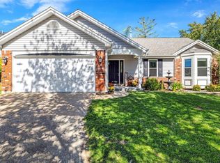 14 Carriage Creek Ct, Ballwin, MO