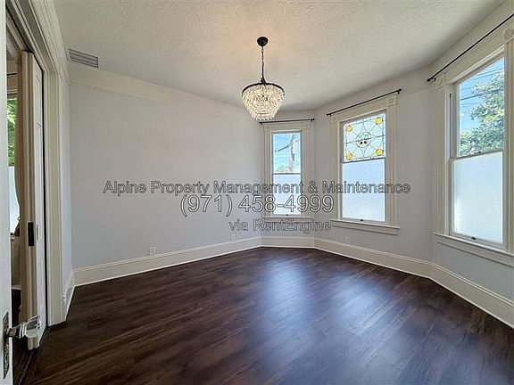 5th image of 2803 SW 1st Ave #A