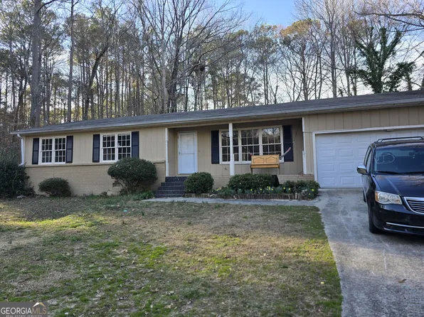 2980 Creekview Ct NE, Conyers, GA 30012