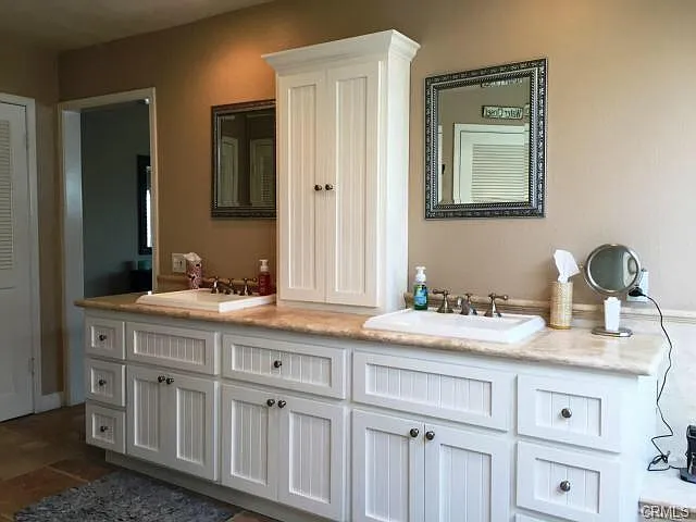 3 bed, 2727 sqft, $4,700 — Photo 4