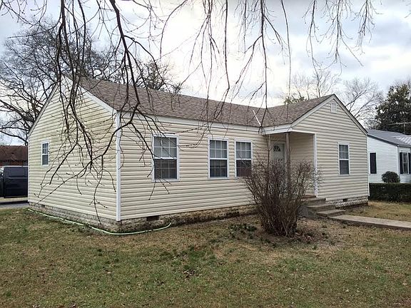3rd image of 403 Hawkins Ave