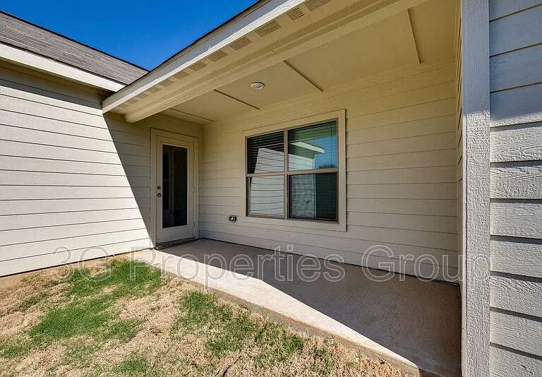 352 Lowery Oaks Trl — Photo 26