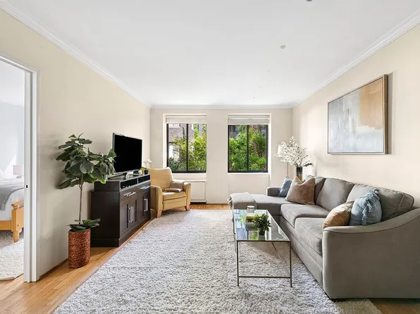 167 Perry St APT 2H, New York, NY 10014