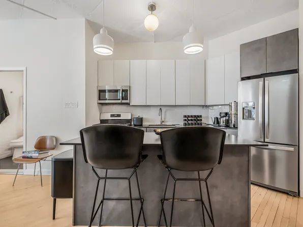 497 Pacific Street image 3 of 23