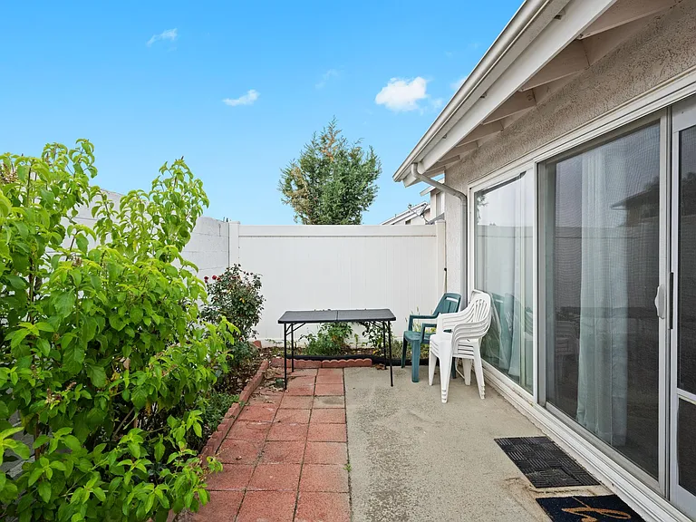 12168 Mount Vernon Ave — Photo 23