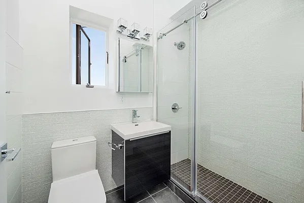 Rented by Keyo  | media 21